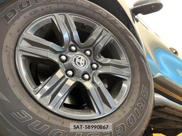 Toyota HILUX 2024-03 8548426-12