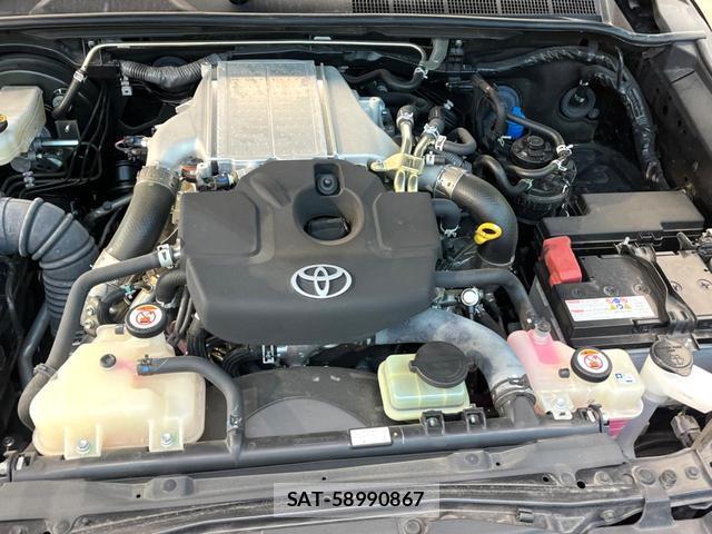 Toyota HILUX 2024-03 8548426-17