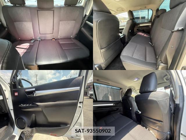 Toyota HILUX 2022-04 8550034-13