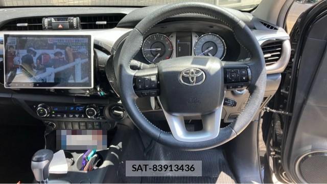 Toyota HILUX 2021-03 8550206-15