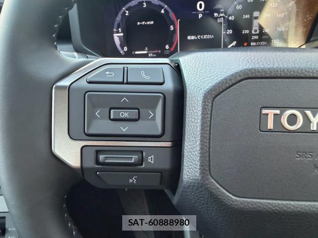 Toyota HILUX 2026-08 8550720-16