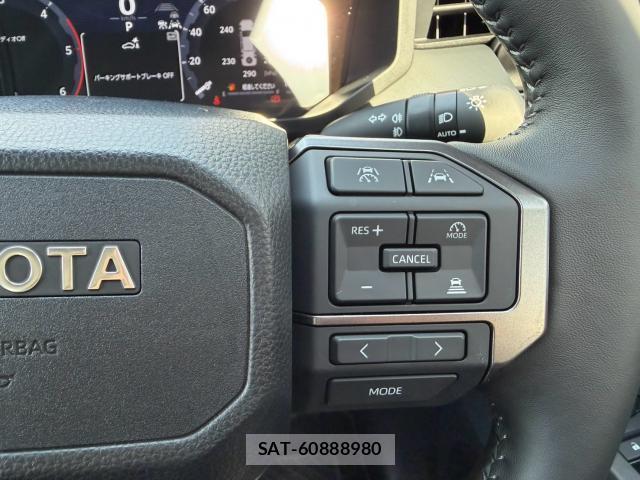 Toyota HILUX 2026-08 8550720-17