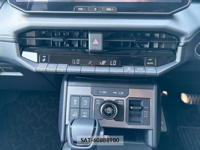 Toyota HILUX 2026-08 8550720-7