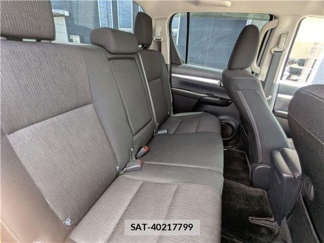 Toyota HILUX 2018-02 8550839-10