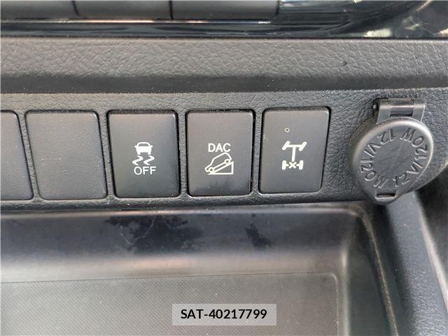 Toyota HILUX 2018-02 8550839-14