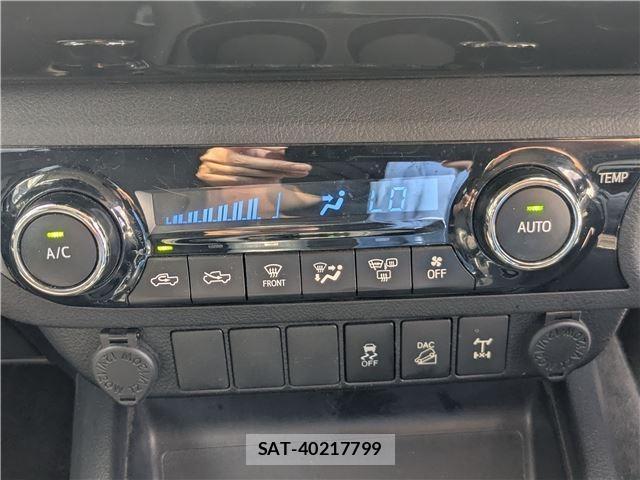 Toyota HILUX 2018-02 8550839-18