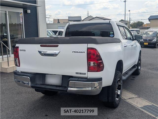 Toyota HILUX 2018-02 8550839-6