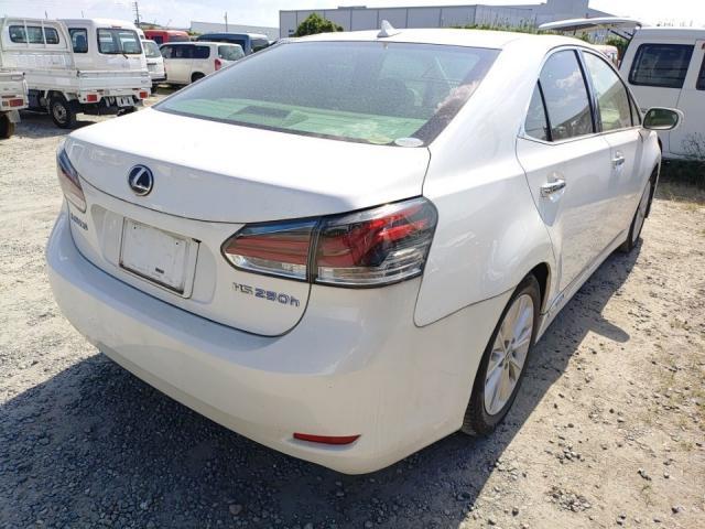 Lexus HS 2013-11 8547538-2