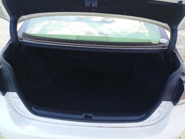 Lexus HS 2013-11 8547538-5