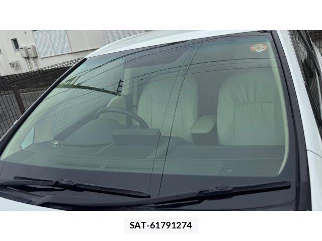 Lexus HS 2010 8548902-11