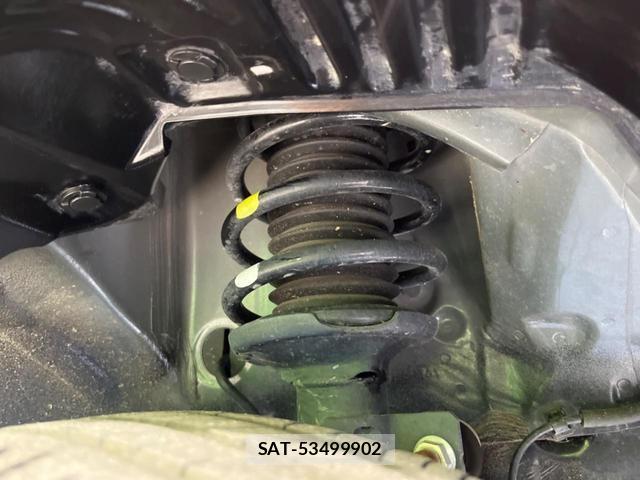 Suzuki HUSTLER 2024-10 8551516-19