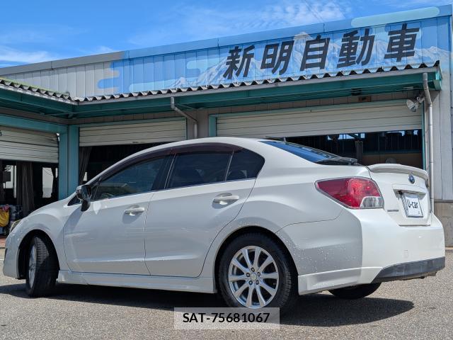 Subaru IMPREZA G4 2015-03 8551950-12