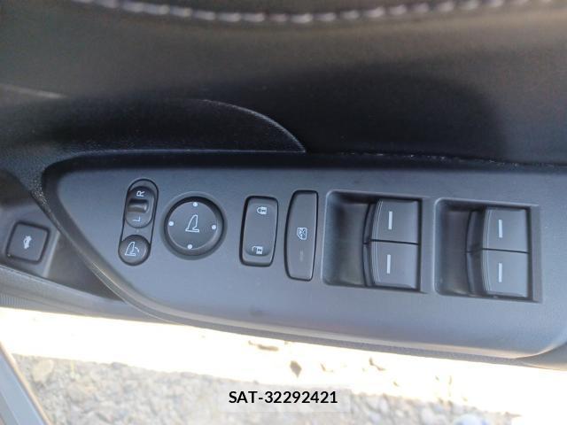 Honda INSIGHT 2021-08 8552213-13