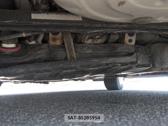 Toyota IQ 2015-06 8551952-16