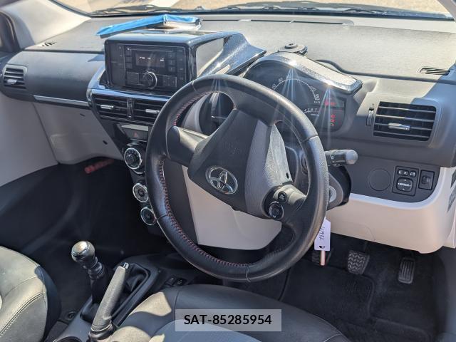 Toyota IQ 2015-06 8551952-2