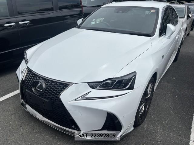 Lexus IS 2019-07 8546594-0