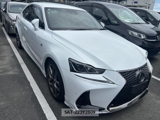 Lexus IS 2019-07 8546594-1