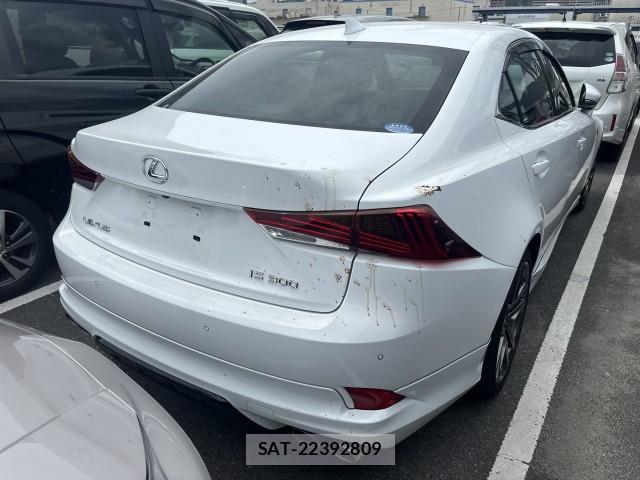 Lexus IS 2019-07 8546594-7