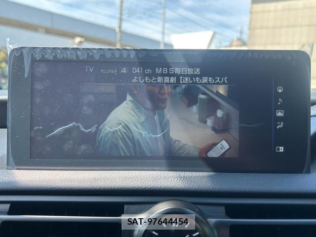 Lexus IS 2025-04 8547997-6