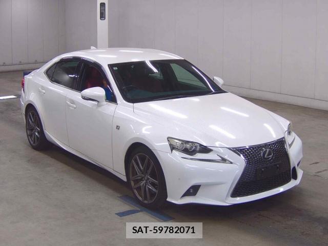 Lexus IS 2013-11 8548520-0