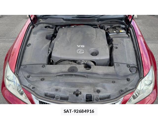 Lexus IS 2010 8548837-11