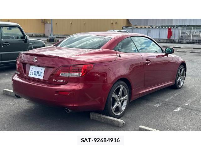 Lexus IS 2010 8548837-17