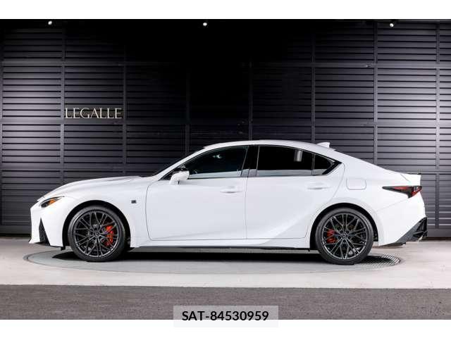 Lexus IS 2023-06 8549899-10