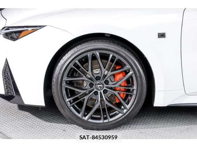 Lexus IS 2023-06 8549899-8