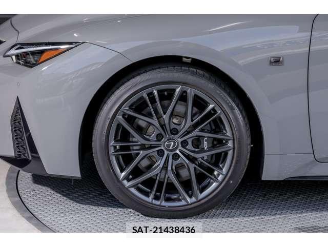 Lexus IS 2023-10 8549900-8