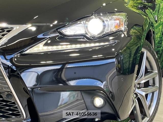 Lexus IS 2014-03 8549969-11