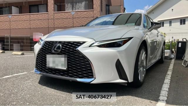 Lexus IS 2024-02 8550414-0