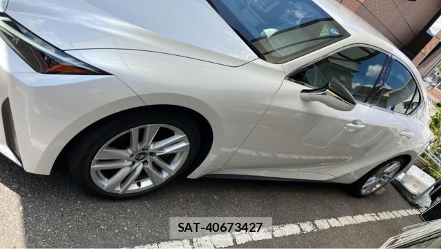 Lexus IS 2024-02 8550414-10