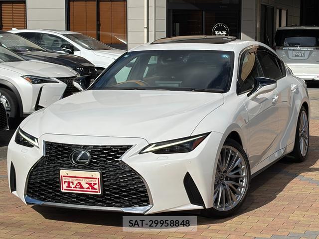 Lexus IS 2023-04 8550727-0