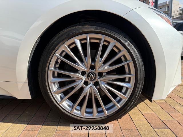 Lexus IS 2023-04 8550727-15