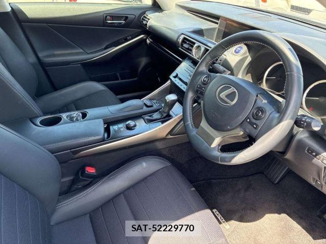 Lexus IS 2013-08 8551012-5