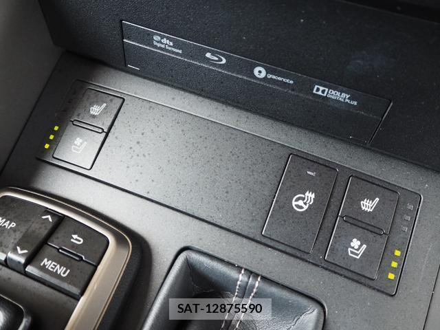 Lexus IS 2017-05 8551167-12