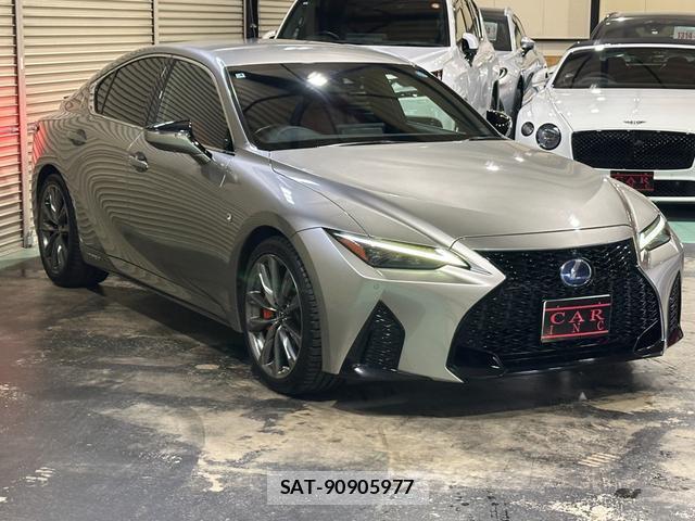 Lexus IS 2021-04 8551371-1