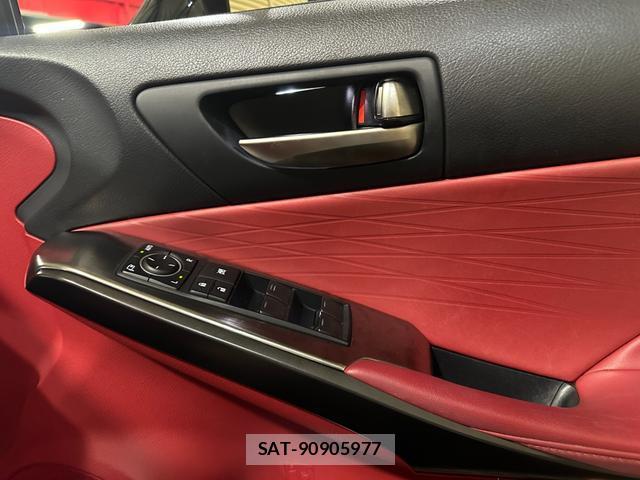 Lexus IS 2021-04 8551371-18