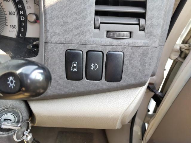 Toyota ISIS 2005-07 8547502-16