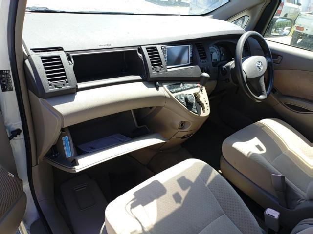 Toyota ISIS 2005-07 8547502-2