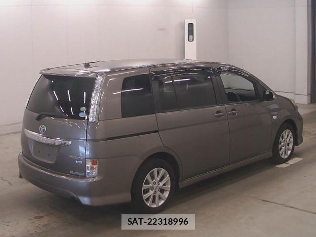 Toyota ISIS 2012-09 8548523-4