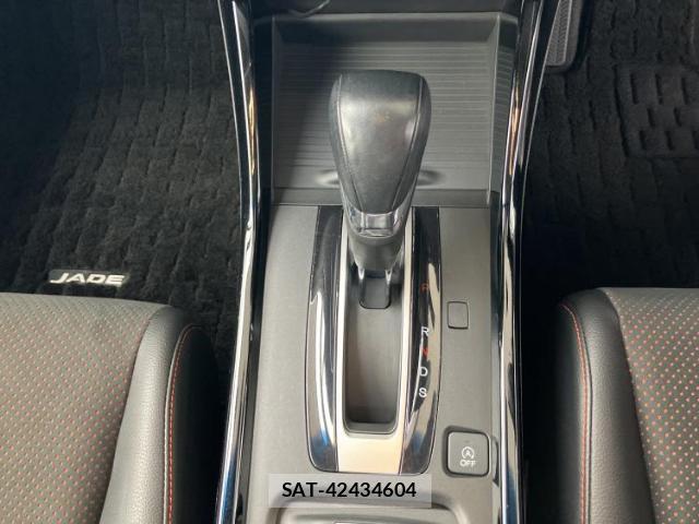 Honda JADE 2018-05 8552535-16