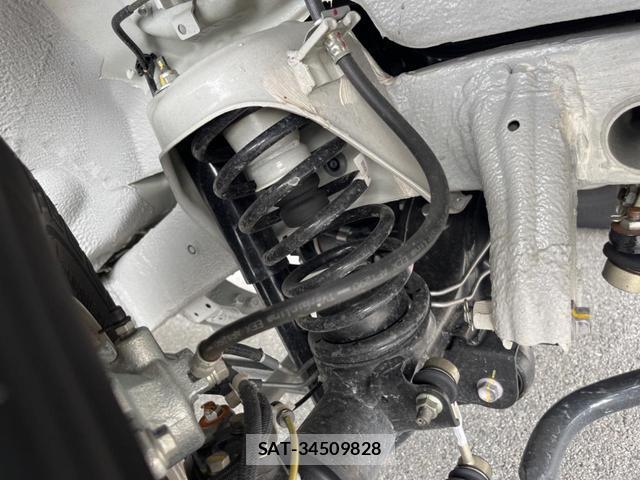 Suzuki JIMNY 2026-03 8545766-19