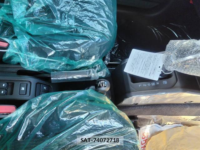 Suzuki JIMNY 2026-07 8551840-12