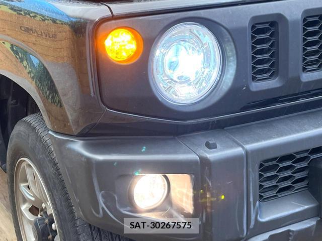 Suzuki JIMNY 2023-08 8548458-11