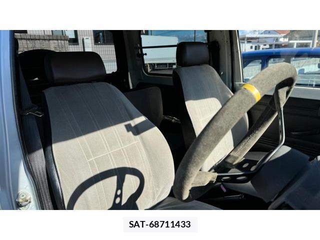 Suzuki JIMNY 1984-10 8548767-5