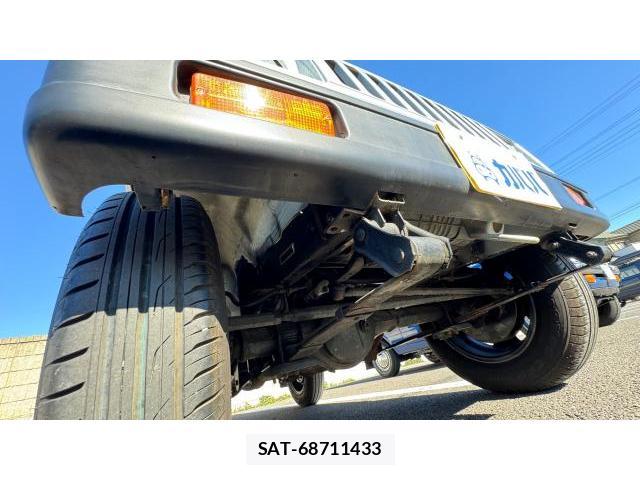 Suzuki JIMNY 1984-10 8548767-7