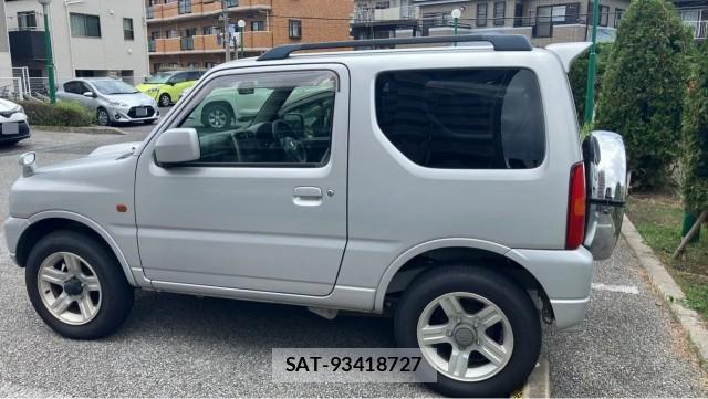 Suzuki JIMNY 2005-01 8550401-10