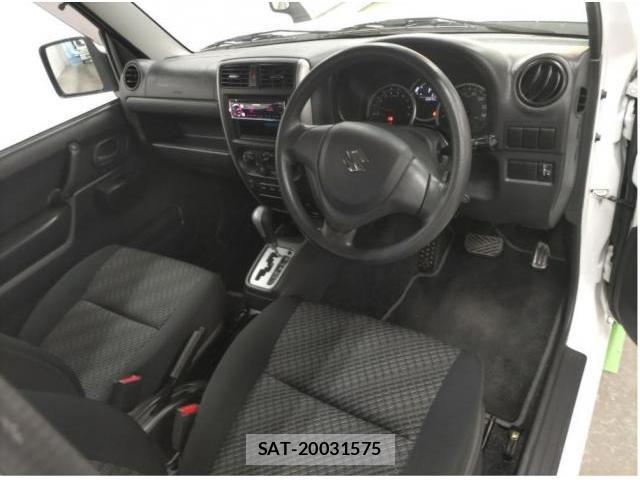 Suzuki JIMNY 2017-06 8551585-2
