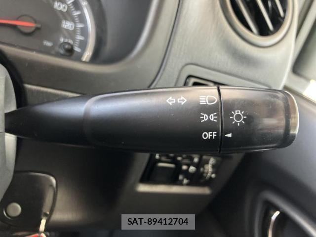 Suzuki JIMNY 2018-04 8552533-11